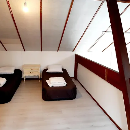 Apartmán Upea Loft-asunto Kattoikkunoilla Iittalassa Junaradan Vieressae *